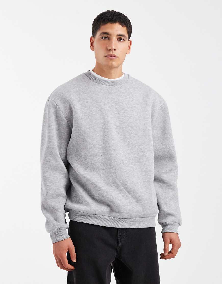 ASOS DESIGN - Relaxed Fit Basic-Sweatshirt in meliertem Grau von ASOS DESIGN