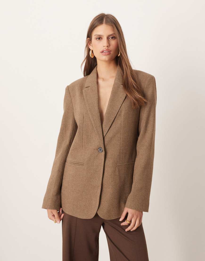 ASOS DESIGN - Relaxed Fit Blazer in Braun mit Fischgrätmuster-Brown von ASOS DESIGN