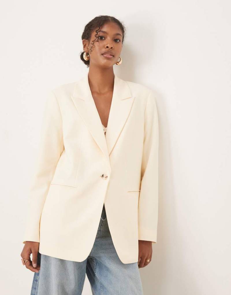 ASOS DESIGN - Relaxed Fit Blazer in Cremeweiß-Neutral von ASOS DESIGN
