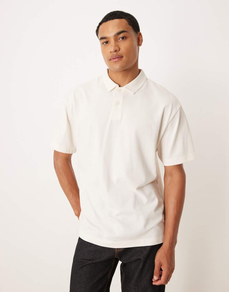 ASOS DESIGN - Relaxed-Fit-Pikee-Polohemd in Creme-Weiß von ASOS DESIGN