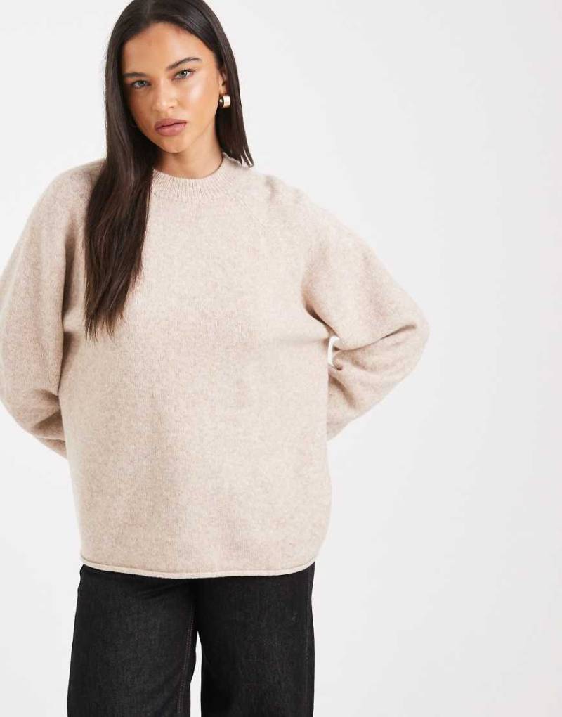 ASOS DESIGN - Relaxed Fit-Pullover in Haferbeige mit abgerundetem Ärmel-Brown von ASOS DESIGN