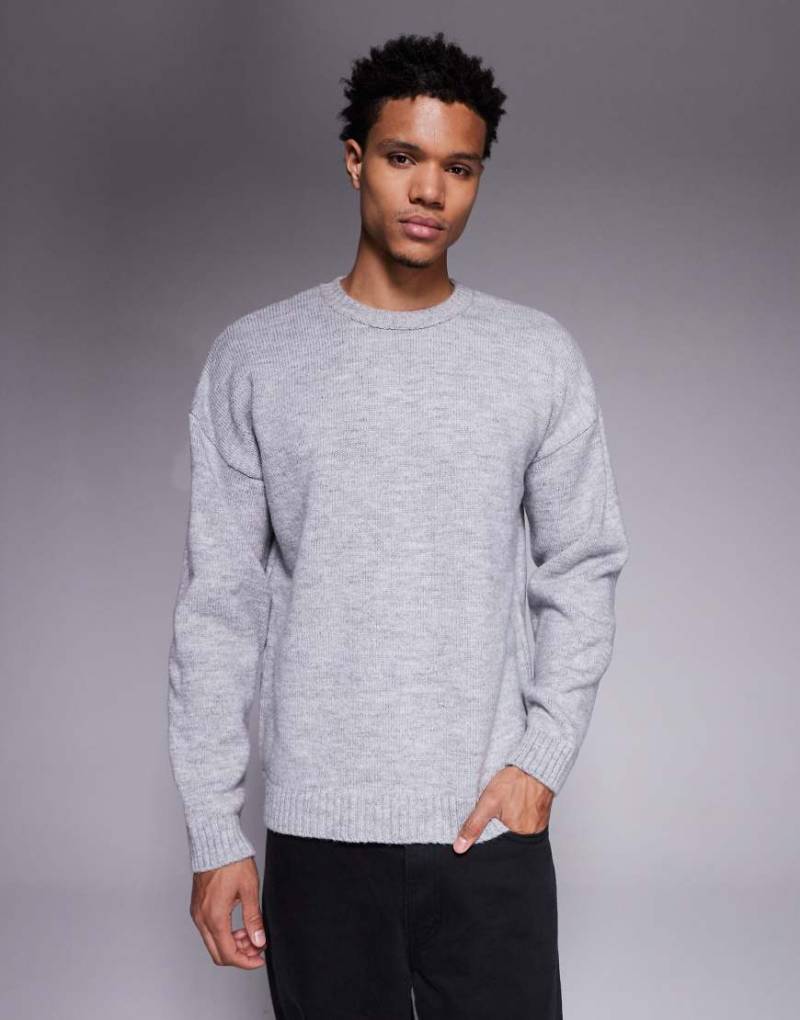 ASOS DESIGN - Relaxed-Fit-Strickpullover in Grau mit Rundhalsausschnitt von ASOS DESIGN