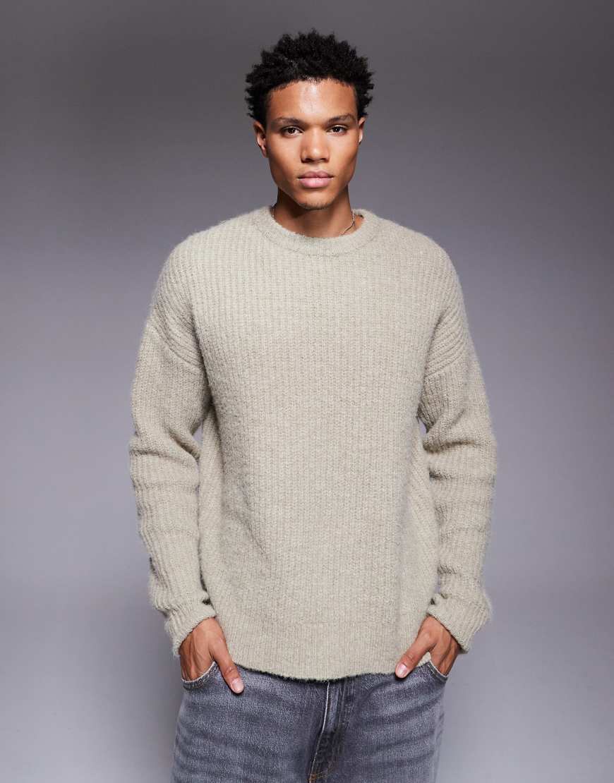 ASOS DESIGN - Relaxed Fit Strickpullover in Salbeigrün mit Rundhalsausschnitt von ASOS DESIGN