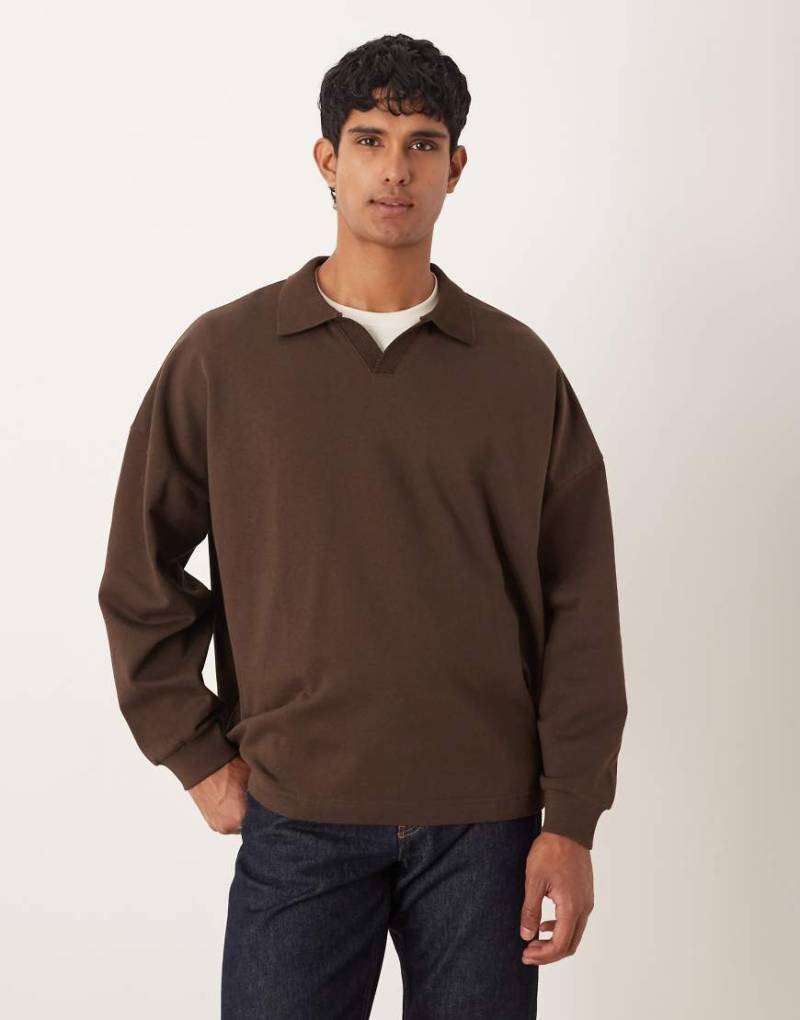 ASOS DESIGN - Relaxed Fit Sweatshirt in Braun mit Reverskragen-Brown von ASOS DESIGN