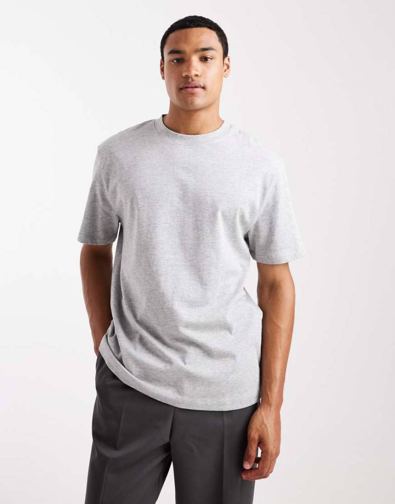ASOS DESIGN - Relaxed-Fit-T-Shirt aus schwerem Stoff in Grau meliert von ASOS DESIGN