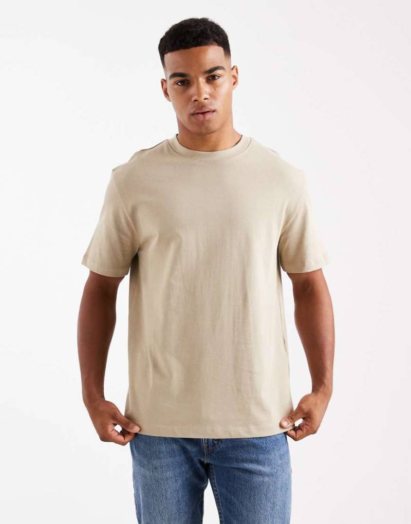 ASOS DESIGN - Relaxed-Fit-T-Shirt aus schwerem Stoff in Steinbeige-Neutral von ASOS DESIGN