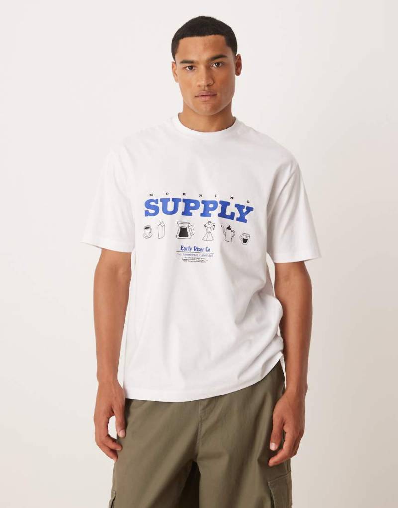 ASOS DESIGN - Relaxed-Fit-T-Shirt in Weiß mit Coffeeshop-Print von ASOS DESIGN