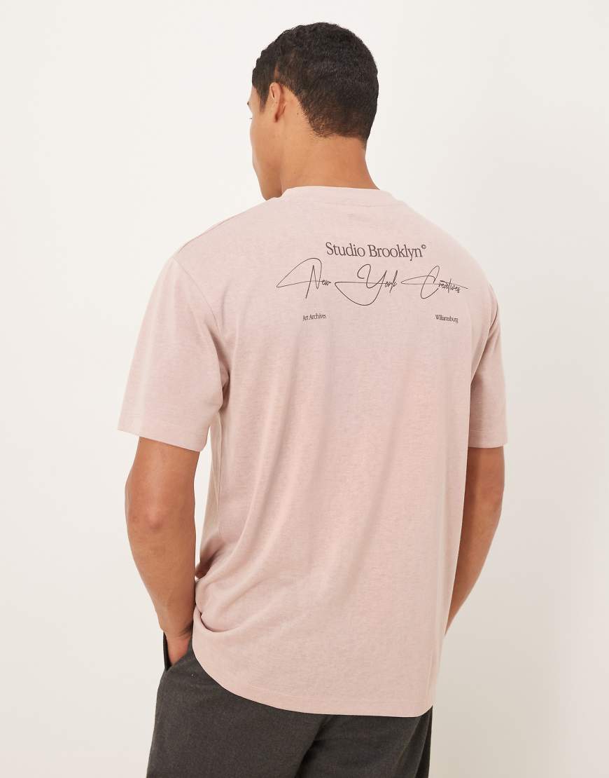 ASOS DESIGN - Relaxed Fit T-Shirt in dunkelgrauer Leinenoptik mit Textprint ASOS DESIGN - Relaxed Fit T-Shirt in dunkelgrauer Leinenoptik mit Textprint von ASOS DESIGN
