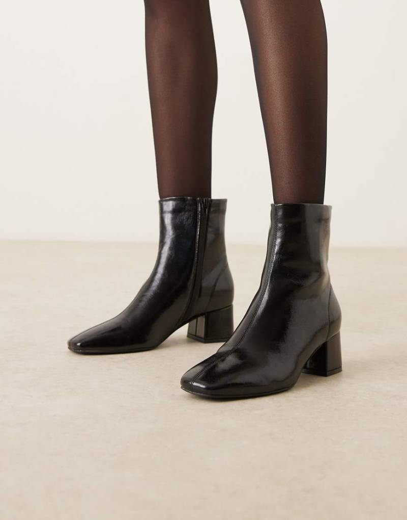 ASOS DESIGN - Relay - Elegante Stiefeletten in Schwarz mit Absatz von ASOS DESIGN