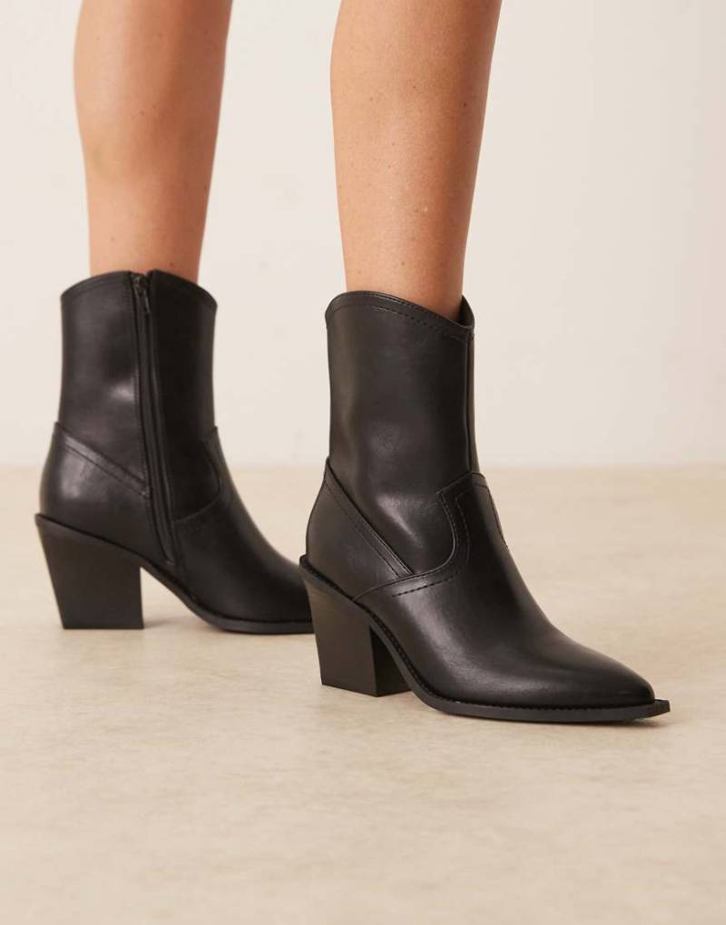 ASOS DESIGN - Remedy - Cowboystiefel in Schwarz mit Absatz von ASOS DESIGN