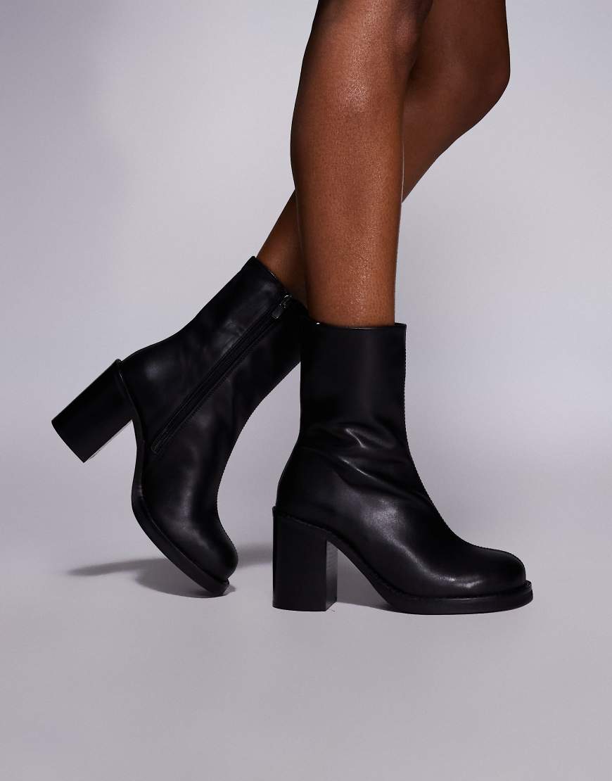 ASOS DESIGN - Remy - Stiefeletten aus hochwertigem Leder in Schwarz mit Absatz von ASOS DESIGN