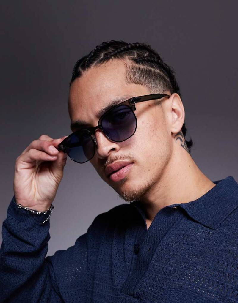 ASOS DESIGN - Retro-Sonnenbrille mit blauen Gläsern mit Farbverlauf und grauem Kristallgestell-Silber von ASOS DESIGN