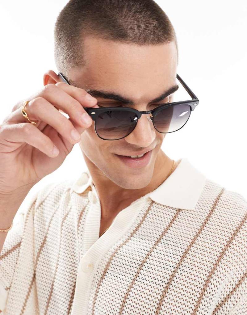 ASOS DESIGN - Retro-Sonnenbrille mit schwarzen Farbverlaufsgläsern von ASOS DESIGN