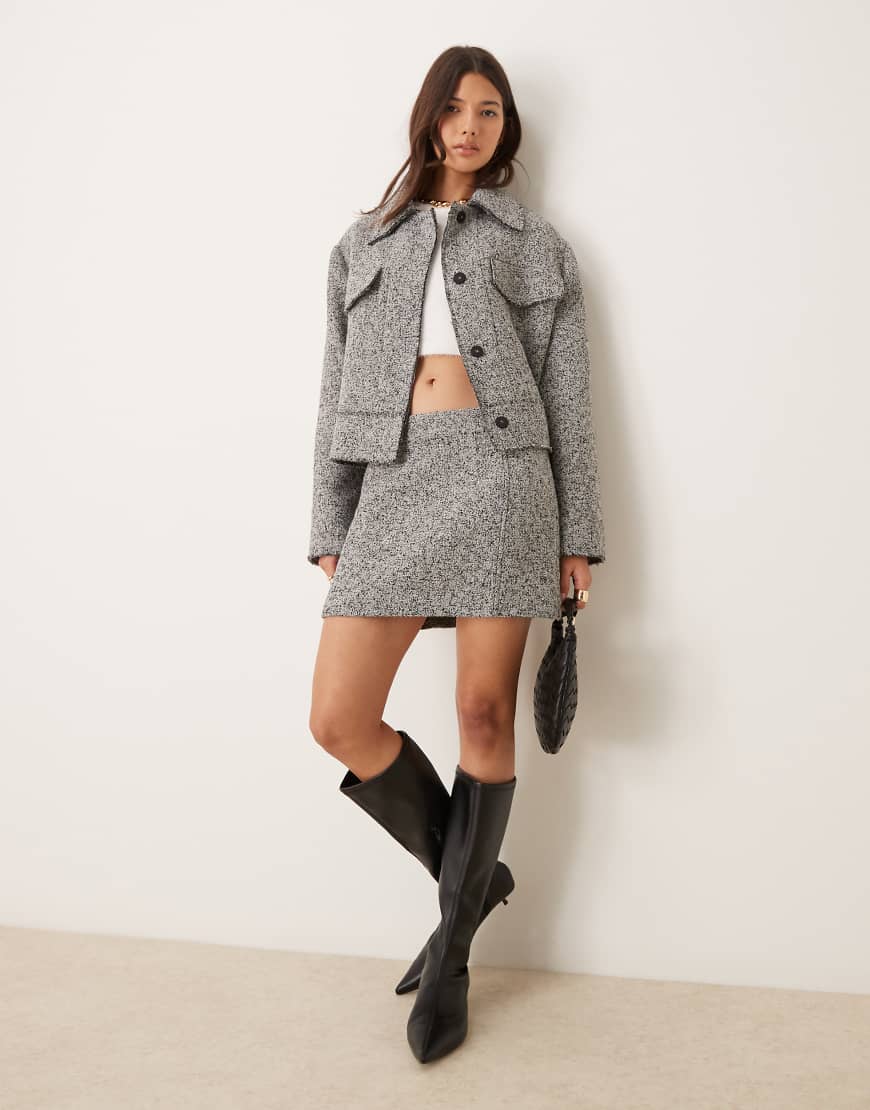 ASOS DESIGN - Rock aus Bouclé in Schwarz-Weiß, Kombiteil-Bunt von ASOS DESIGN