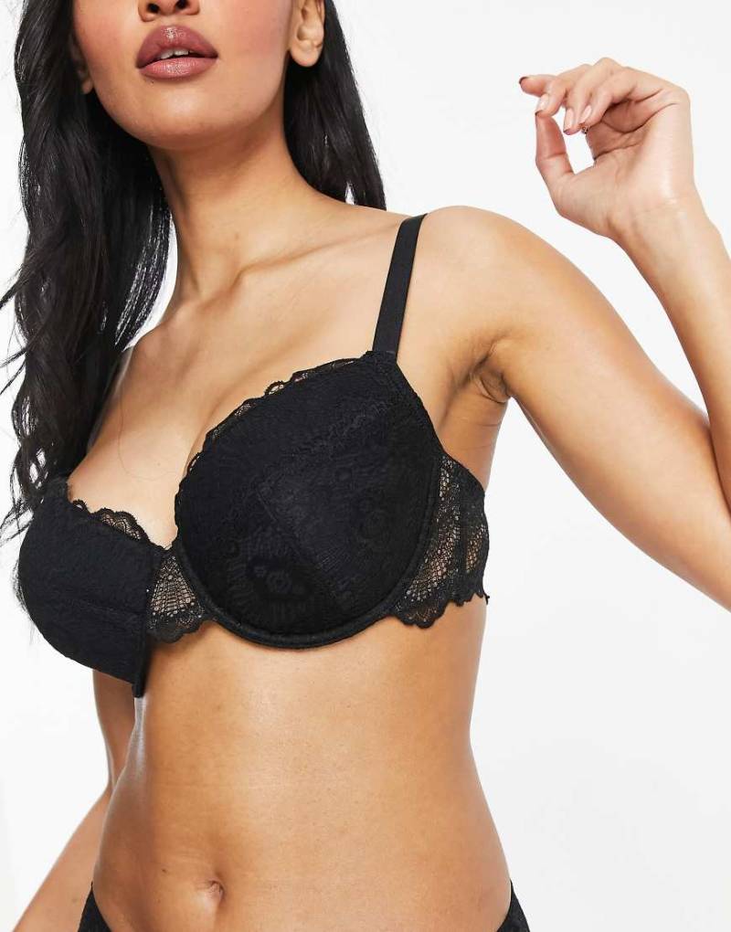 ASOS DESIGN - Rosie - Tief ausgeschnittener, wattierter Bügel-BH aus Spitze für die größere Brust in Schwarz von ASOS DESIGN