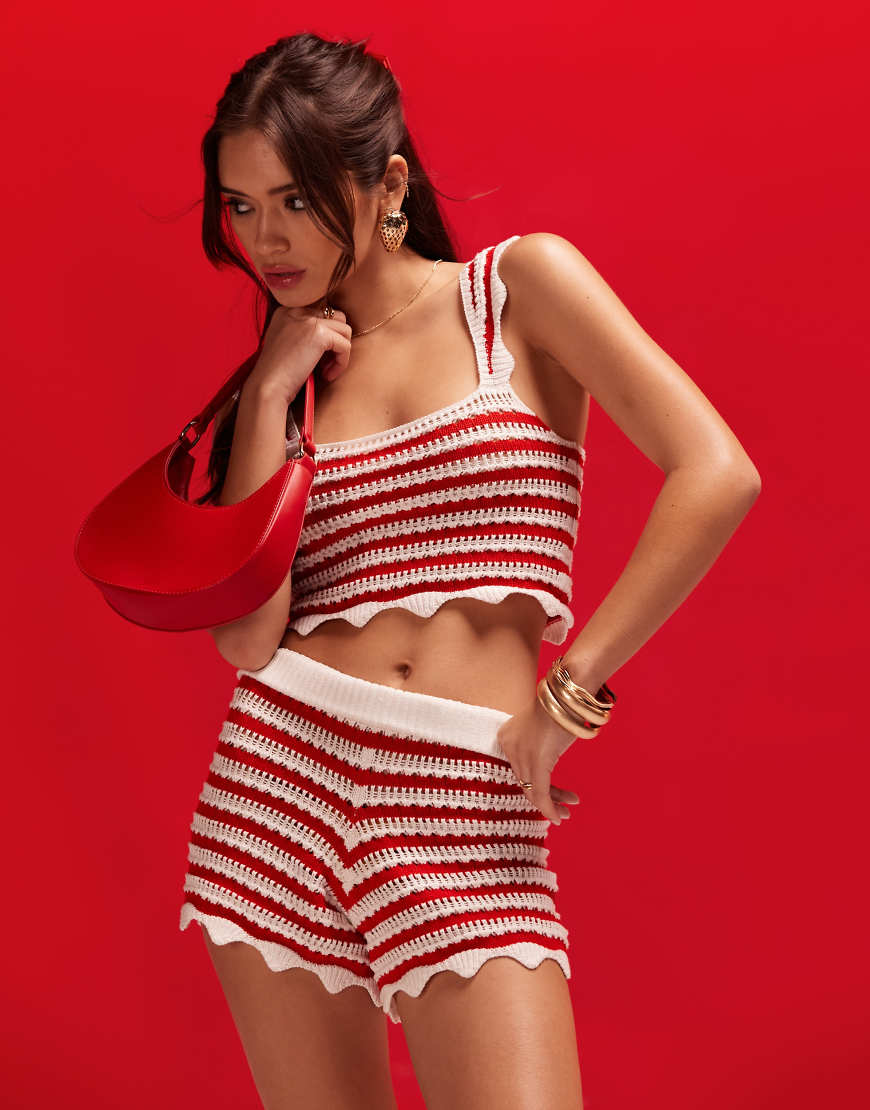 ASOS DESIGN - Rot gestreifte Häkel-Shorts, Kombiteil ASOS DESIGN - Rot gestreifte Häkel-Shorts, Kombiteil von ASOS DESIGN