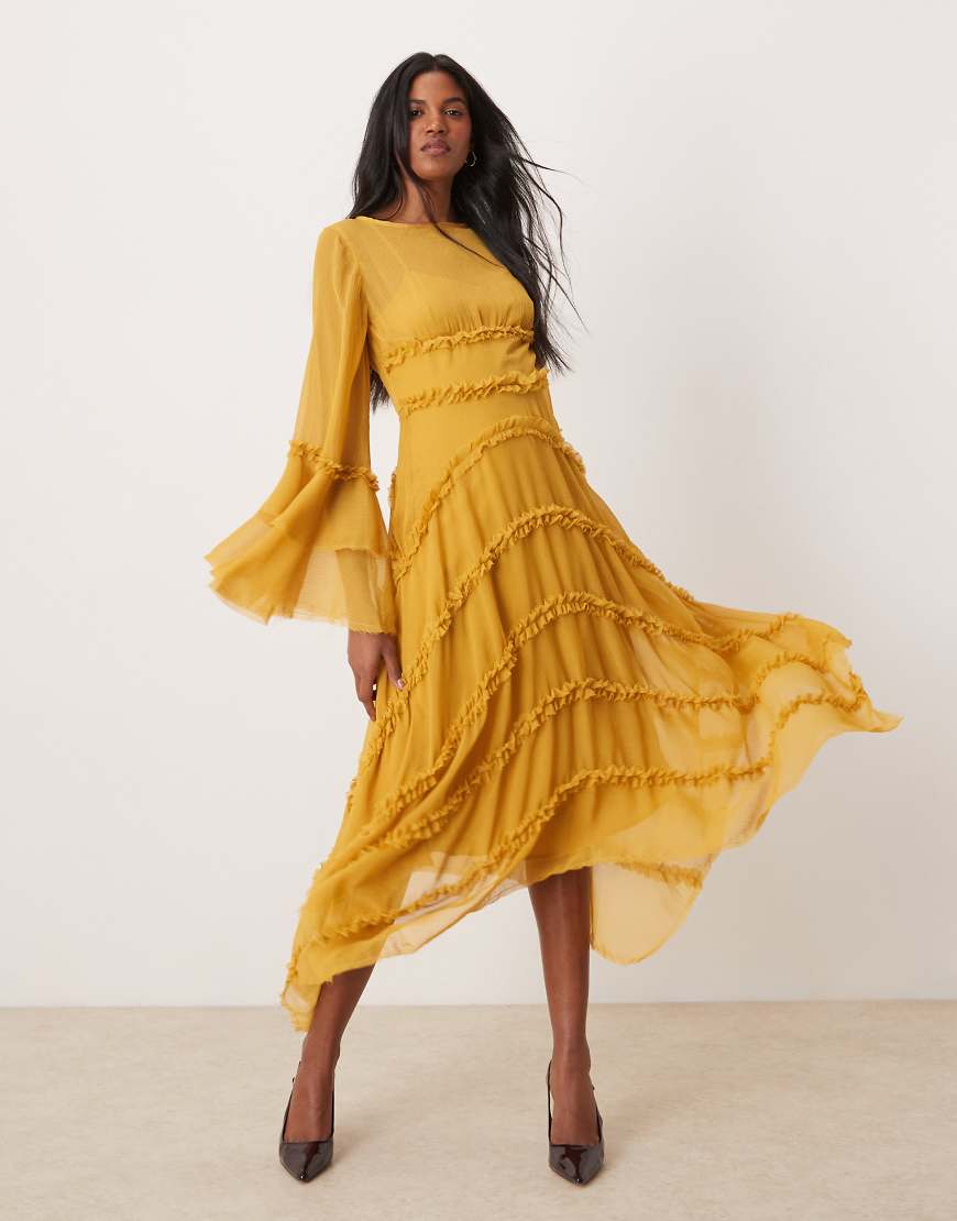 ASOS DESIGN - Rüschenkleid in Ocker mit gestuftem Saum und voluminösen, gerüschten Ärmeln-Gelb von ASOS DESIGN