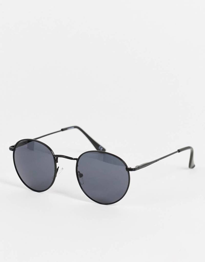 ASOS DESIGN - Runde 90er-Sonnenbrille mit schwarzem Metallgestell und getönten Gläsern von ASOS DESIGN