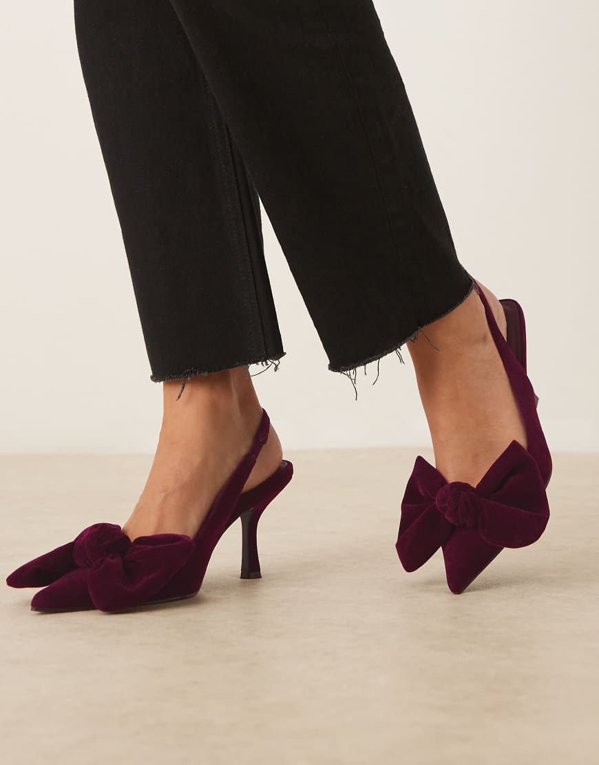 ASOS DESIGN - Saffron - Schuhe aus Samt in Burgunderrot mit mittelhohem Absatz und Schleifendetail von ASOS DESIGN