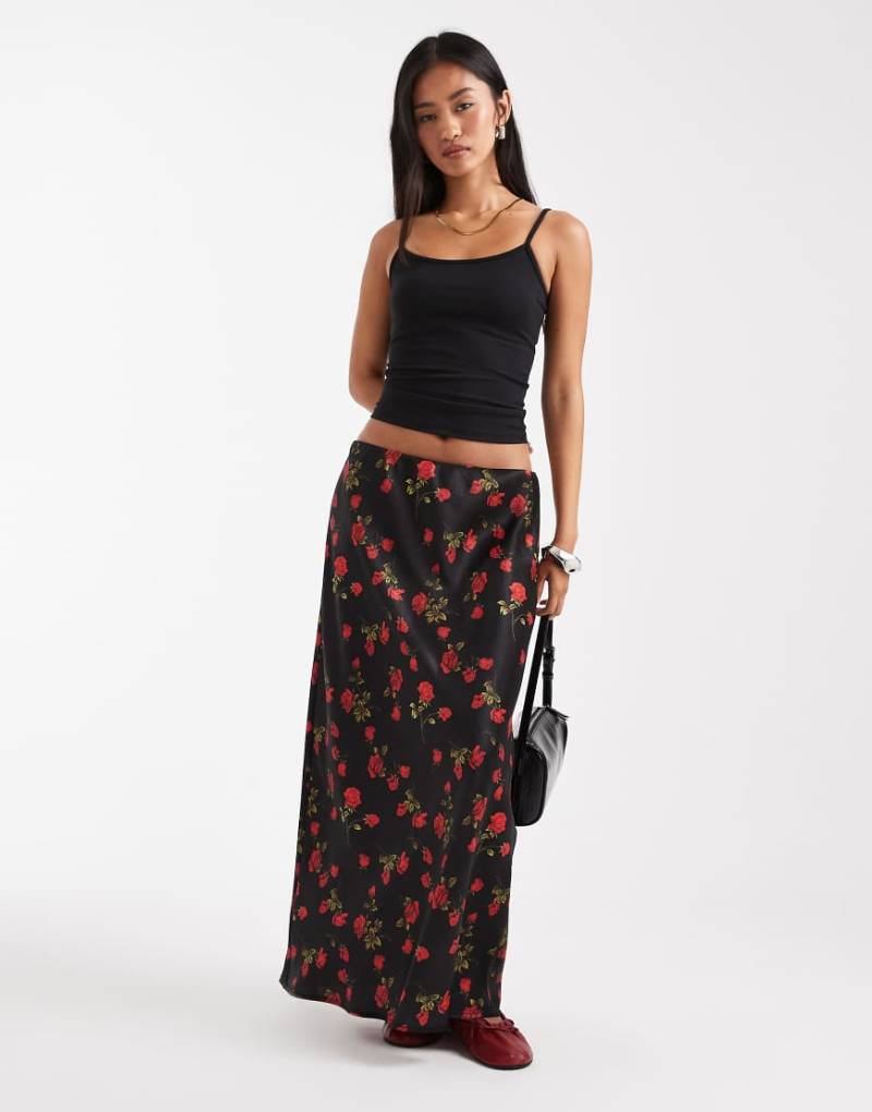 ASOS DESIGN - Satin-Maxirock mit Blumenprint-Bunt von ASOS DESIGN