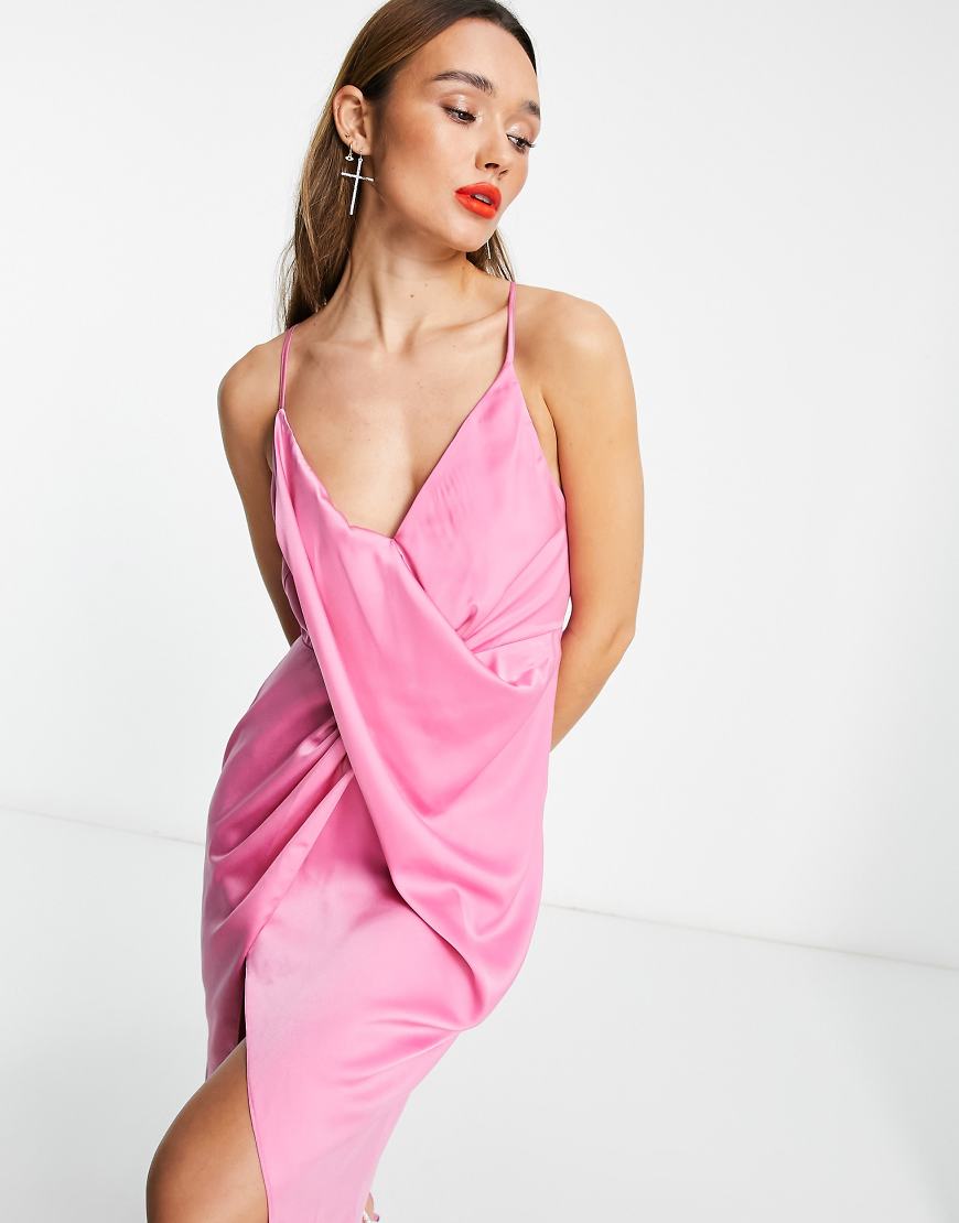 ASOS DESIGN - Satin-Midikleid in Rosa mit Drapierung und Riemchendesign am Rücken ASOS DESIGN - Satin-Midikleid in Rosa mit Drapierung und Riemchendesign am Rücken von ASOS DESIGN