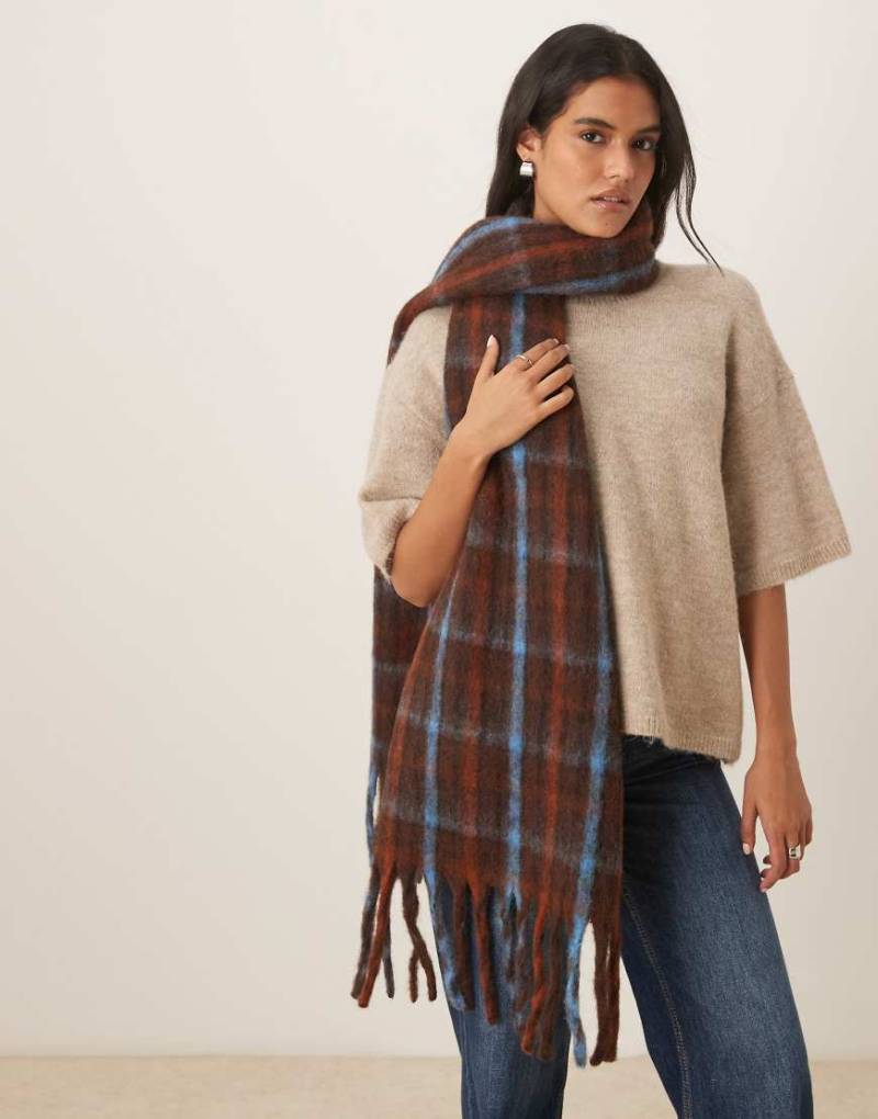 ASOS DESIGN - Schal in Schokobraun mit kleinem Karomuster-Brown von ASOS DESIGN