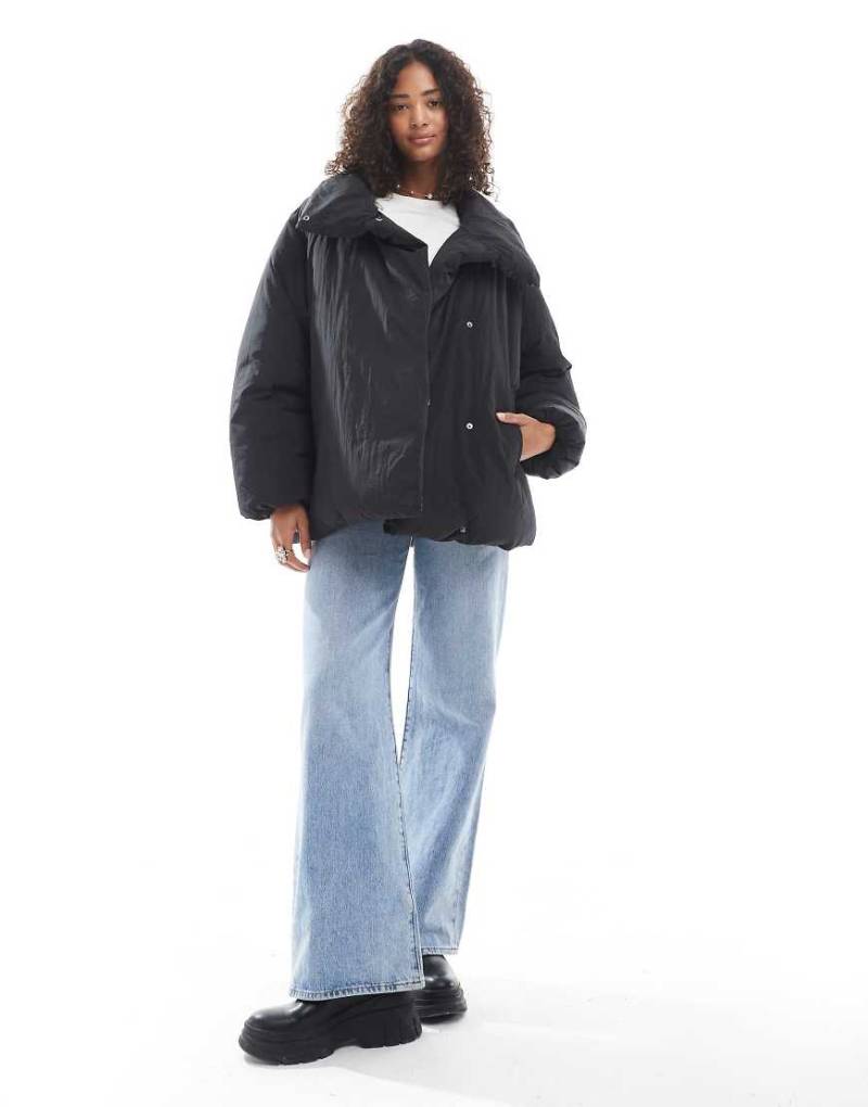 ASOS DESIGN - Schlichte Daunenjacke mit Trichterausschnitt in Schwarz von ASOS DESIGN