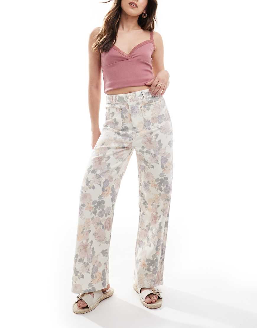 ASOS DESIGN - Schlichte knöchellange Jeans mit weitem Bein, Taschen vorne und Blumenmuster-Bunt ASOS DESIGN - Schlichte knöchellange Jeans mit weitem Bein, Taschen vorne und Blumenmuster-Bunt von ASOS DESIGN