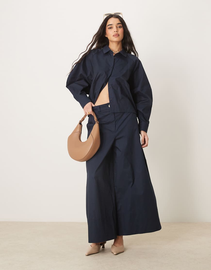 ASOS DESIGN - Schlichter Hosenrock in Marineblau mit weitem Bein, Kombiteil von ASOS DESIGN