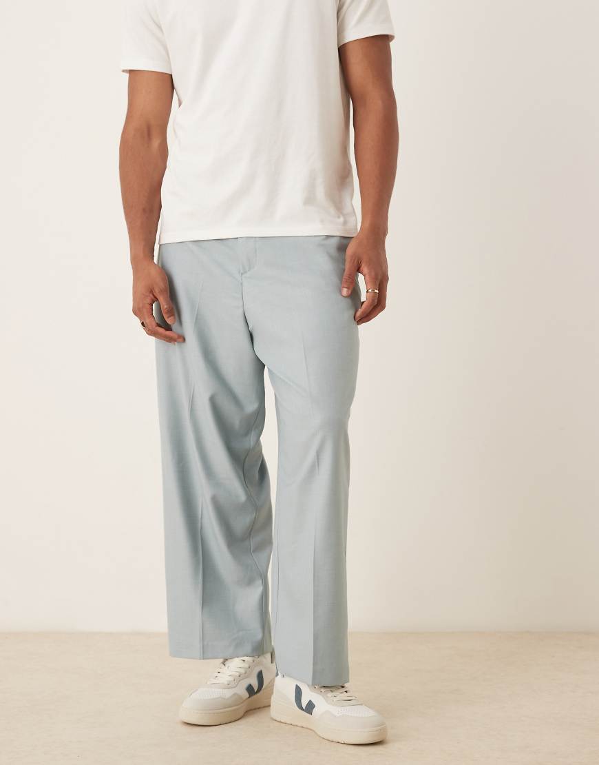 ASOS DESIGN - Schlupf-Anzughose mit Ballon-Leg-Beinschnitt in Hellblau von ASOS DESIGN