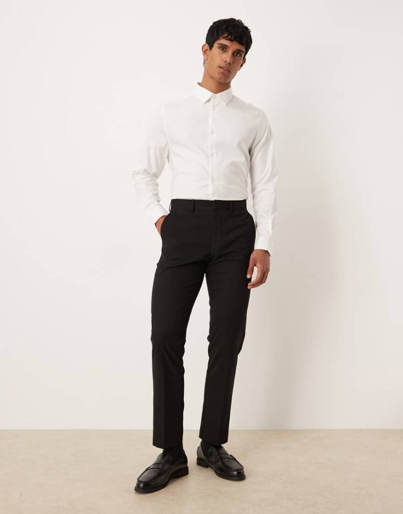 ASOS DESIGN - Schmal geschnittene Anzughose in Schwarz von ASOS DESIGN