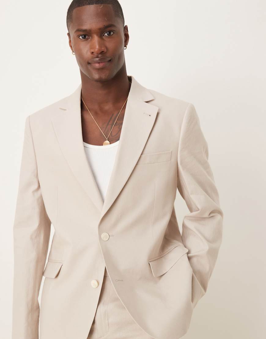 ASOS DESIGN - Schmal geschnittene Anzugjacke aus Leinenmix in Stein-Neutral von ASOS DESIGN