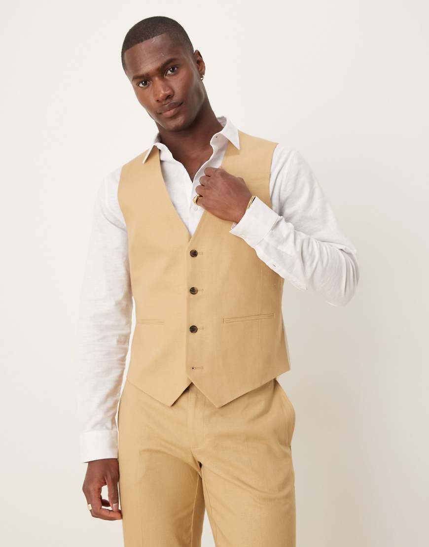 ASOS DESIGN - Schmal geschnittene Anzugweste aus Leinenmix in Beige-Neutral von ASOS DESIGN