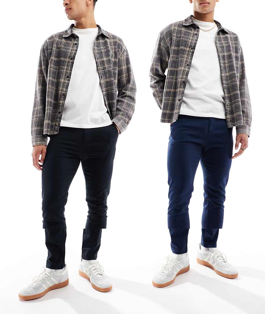 ASOS DESIGN - Schmal geschnittene Chinos im 2er-Set in Schwarz und Marineblau-Bunt ASOS DESIGN - Schmal geschnittene Chinos im 2er-Set in Schwarz und Marineblau-Bunt von ASOS DESIGN