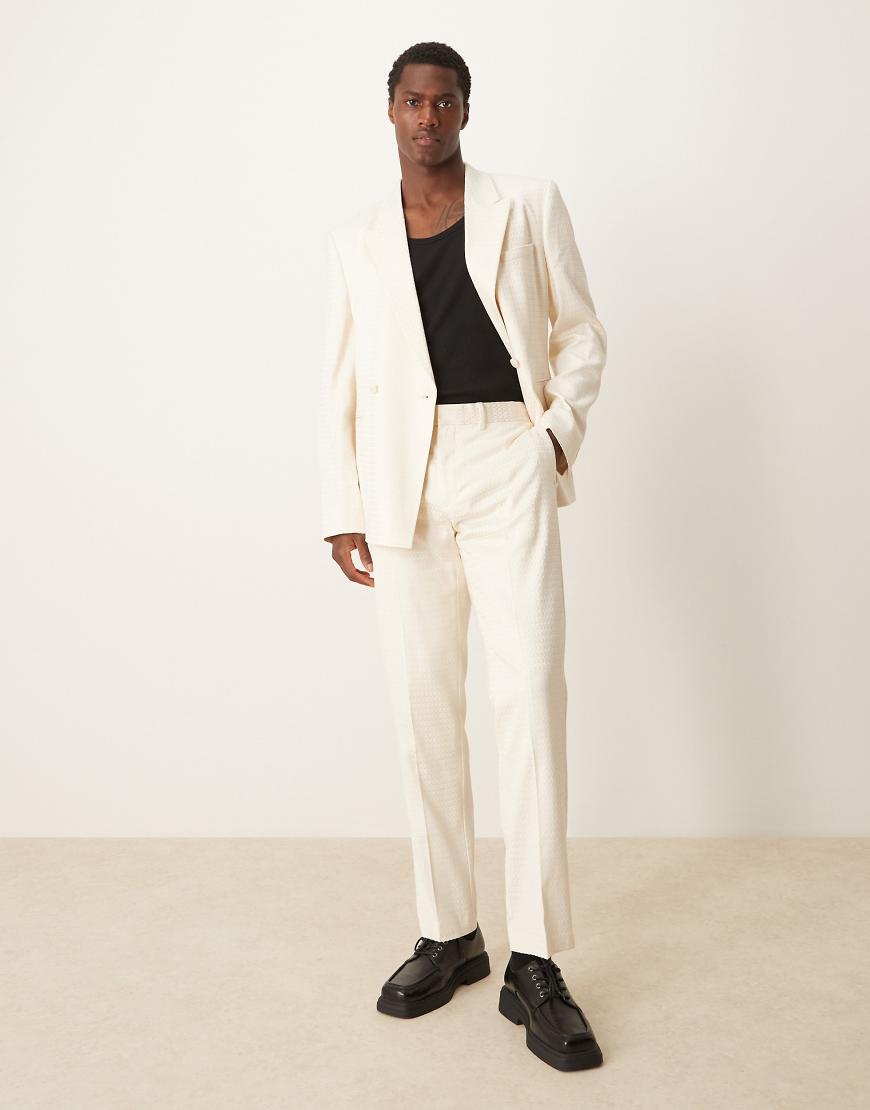 ASOS DESIGN - Schmal geschnittene Jacquard-Anzughose in Cremeweiß mit geometrischem Muster von ASOS DESIGN