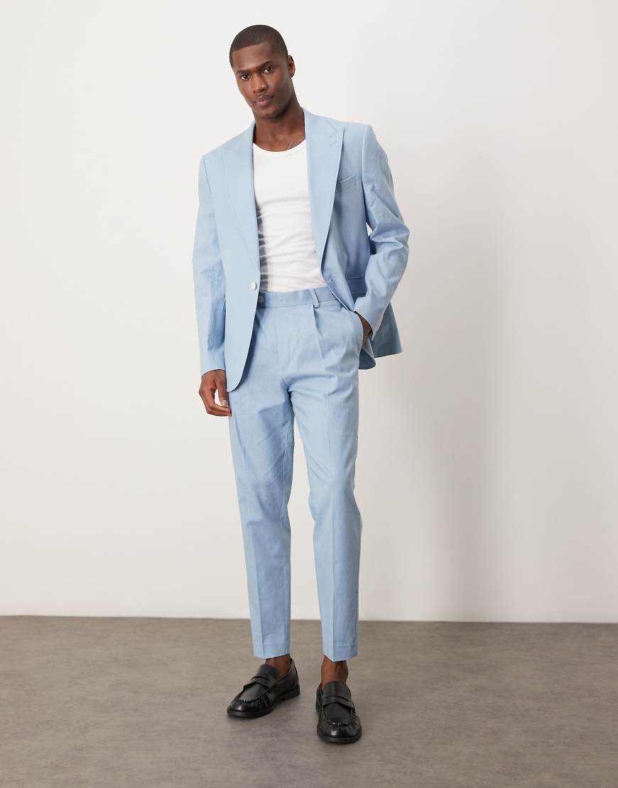 ASOS DESIGN - Schmal zulaufende Anzughose im Chinostil aus Leinenmix in Hellblau ASOS DESIGN - Schmal zulaufende Anzughose im Chinostil aus Leinenmix in Hellblau von ASOS DESIGN