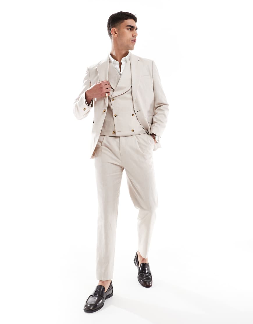 ASOS DESIGN - Schmal zulaufende Anzughose aus Twill mit Leinenanteil in Stein-Neutral von ASOS DESIGN
