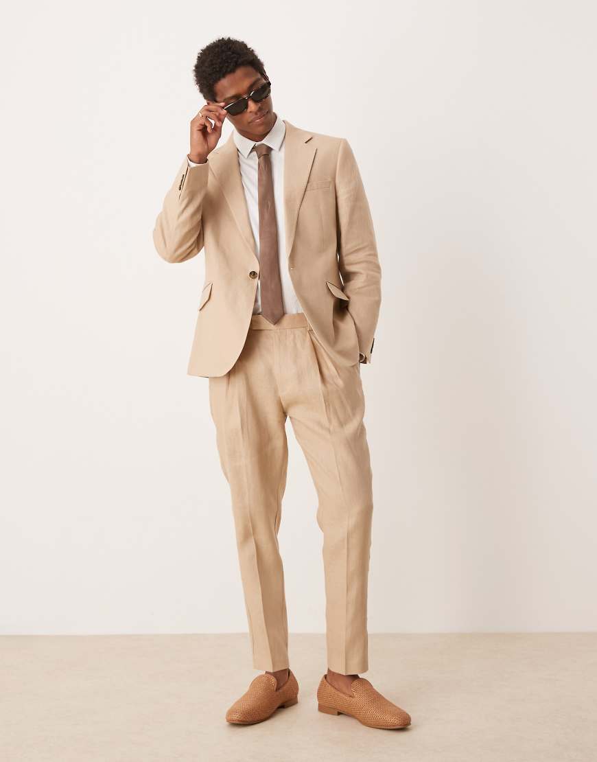 ASOS DESIGN - Schmal zulaufende Anzughose aus hochwertigem 100%-igem Leinen in Steinbeige-Neutral von ASOS DESIGN