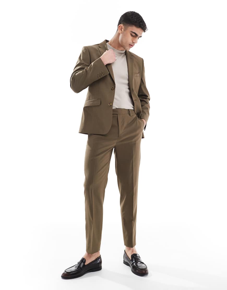 ASOS DESIGN - Schmal zulaufende Anzughose in Braun von ASOS DESIGN