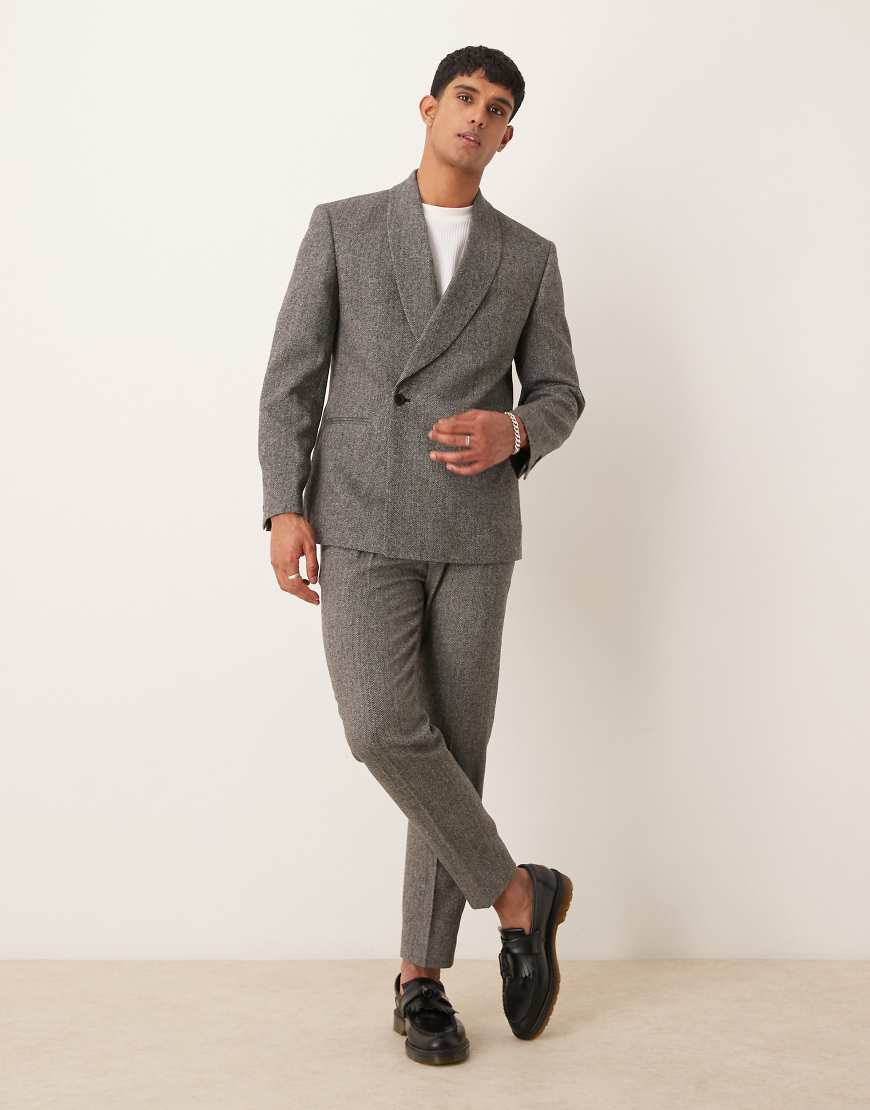 ASOS DESIGN - Schmal zulaufende Anzughose in Grau mit Fischgrätmuster ASOS DESIGN - Schmal zulaufende Anzughose in Grau mit Fischgrätmuster von ASOS DESIGN