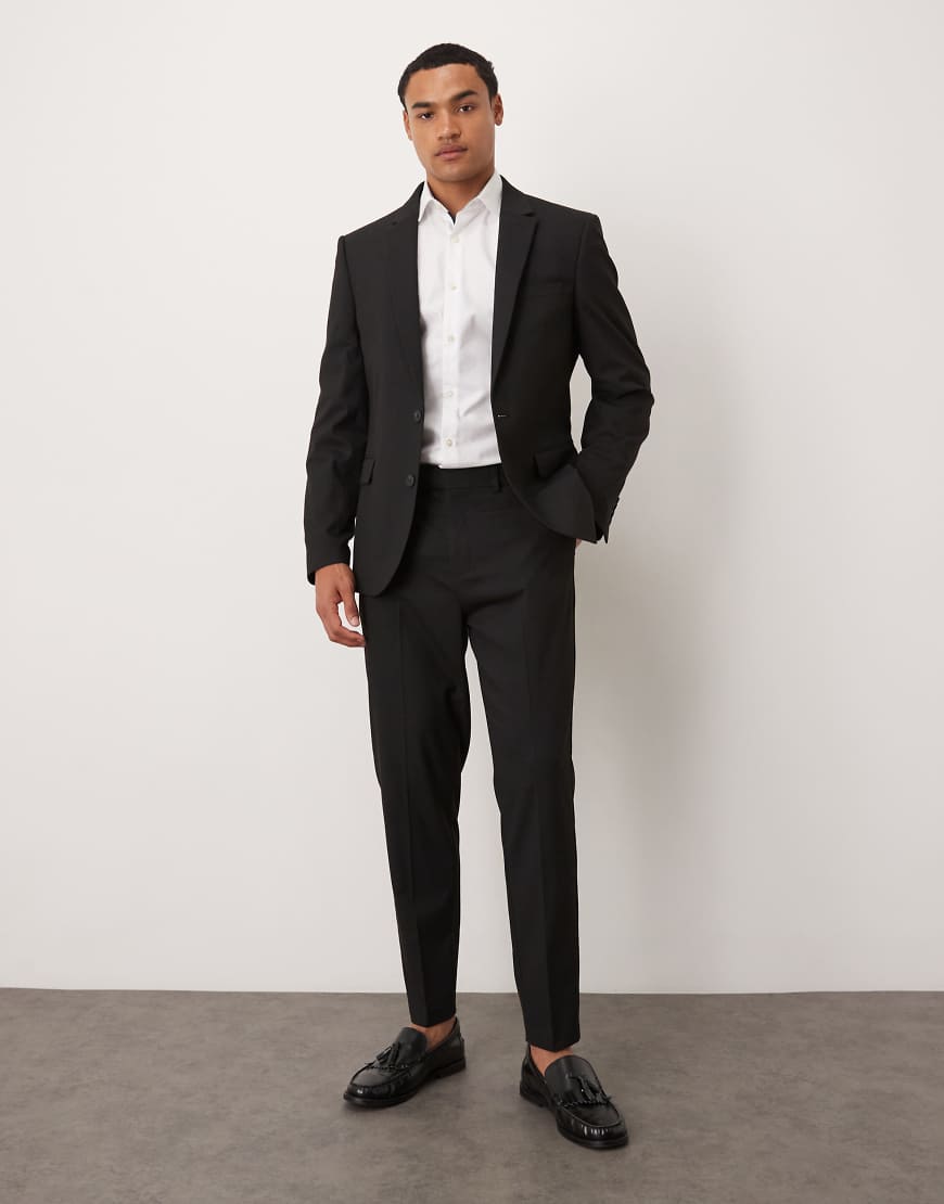 ASOS DESIGN - Schmal zulaufende Anzughose in Schwarz von ASOS DESIGN