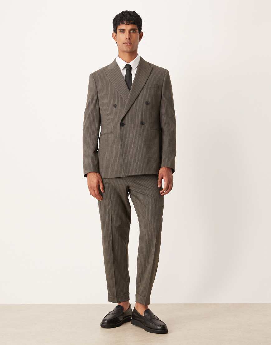 ASOS DESIGN - Schmal zulaufende Relaxed-Fit-Anzughose aus Flanell in Anthrazit mit Nadelstreifen-Grau ASOS DESIGN - Schmal zulaufende Relaxed-Fit-Anzughose aus Flanell in Anthrazit mit Nadelstreifen-Grau von ASOS DESIGN