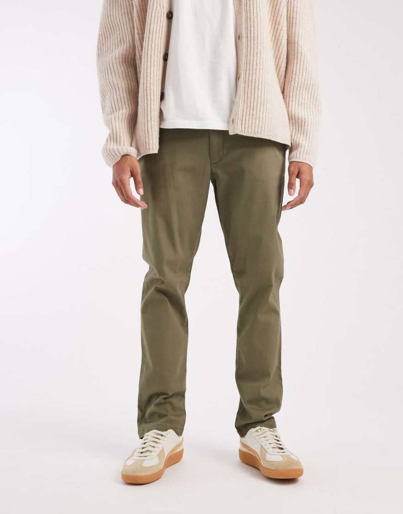 ASOS DESIGN - Schmale Chinohose in Khaki-Grün von ASOS DESIGN