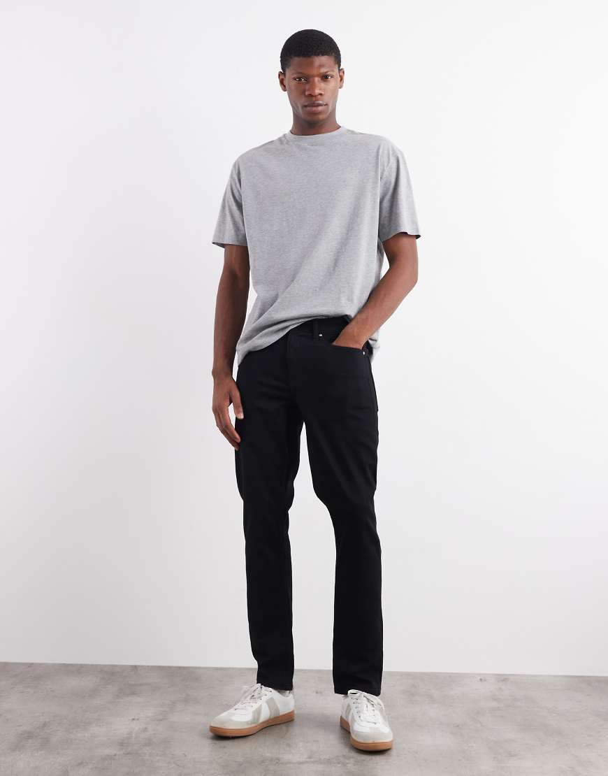 ASOS DESIGN - Schmale Stretch-Jeans in Schwarz von ASOS DESIGN