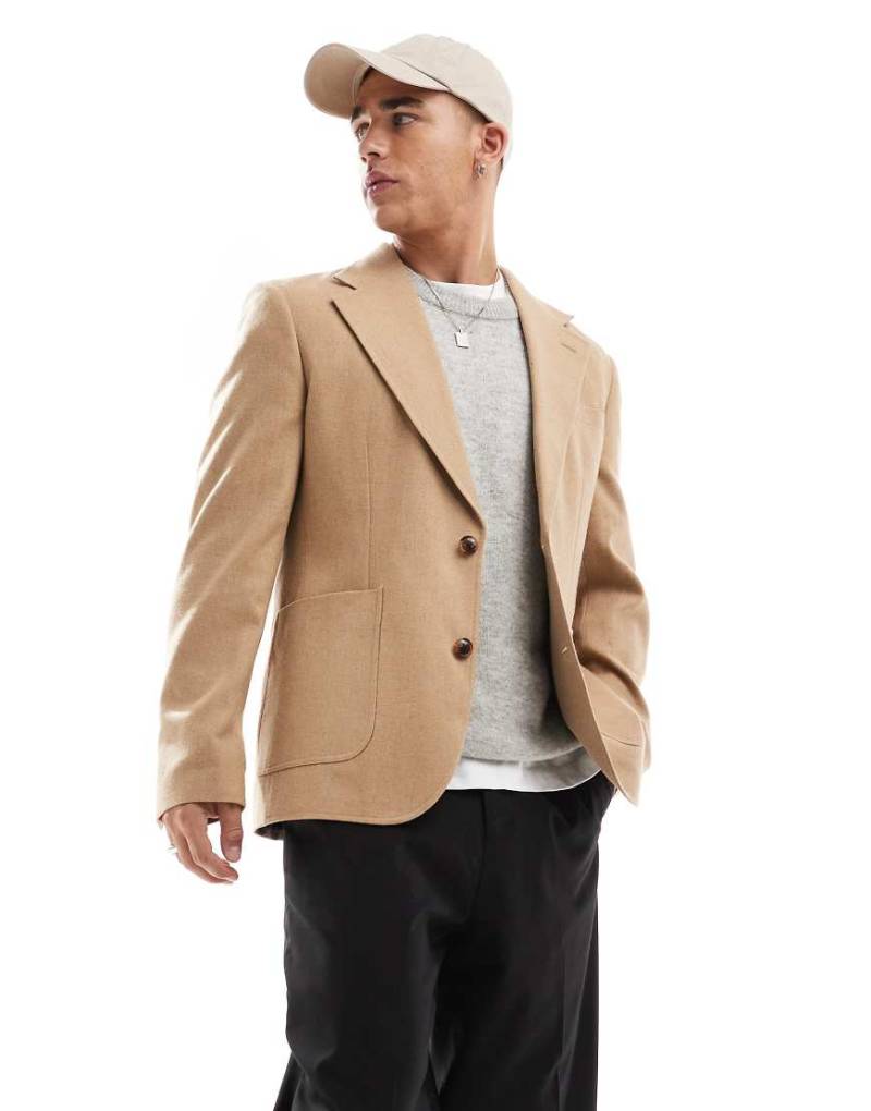 ASOS DESIGN - Schmaler Blazer aus Flanell in Kamelbraun-Neutral von ASOS DESIGN