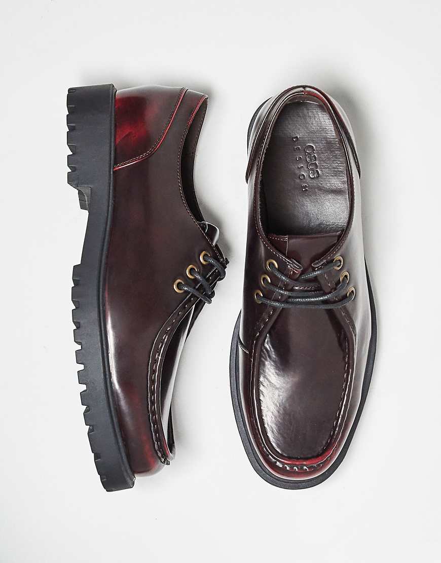 ASOS DESIGN - Schnürschuhe in Burgunderrot-Braun ASOS DESIGN - Schnürschuhe in Burgunderrot-Braun von ASOS DESIGN