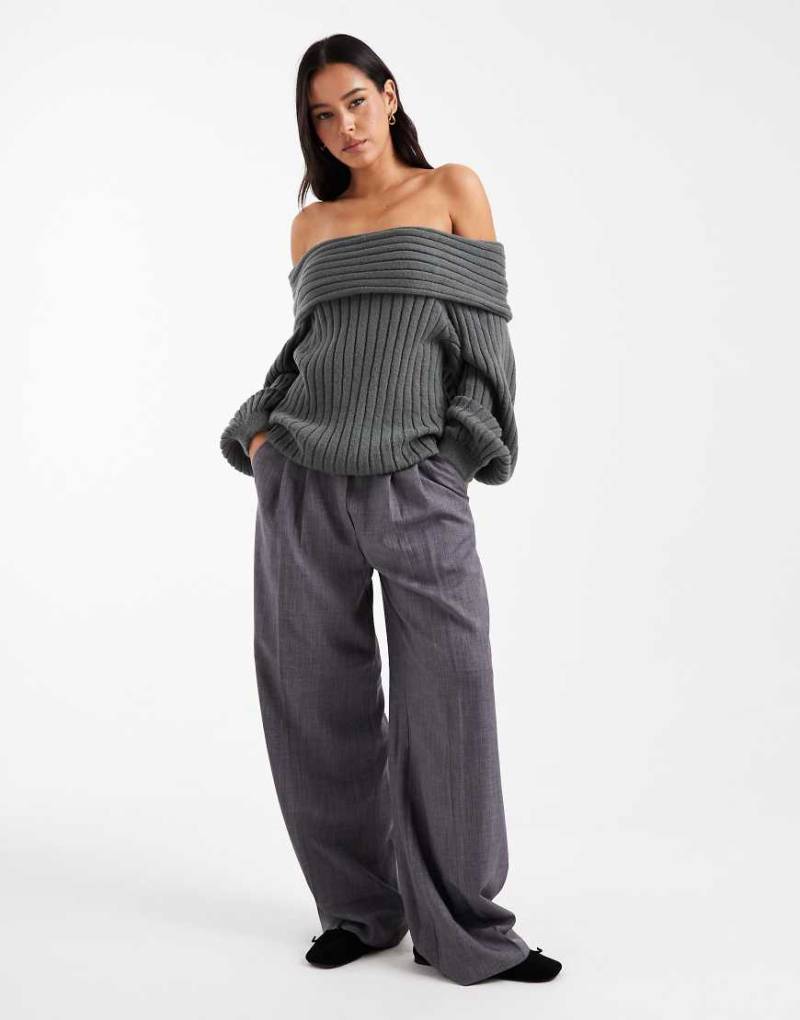 ASOS DESIGN - Schulterfreier Oversize-Pullover aus Rippstrick in Anthrazit mit Ballonärmeln-Grau von ASOS DESIGN