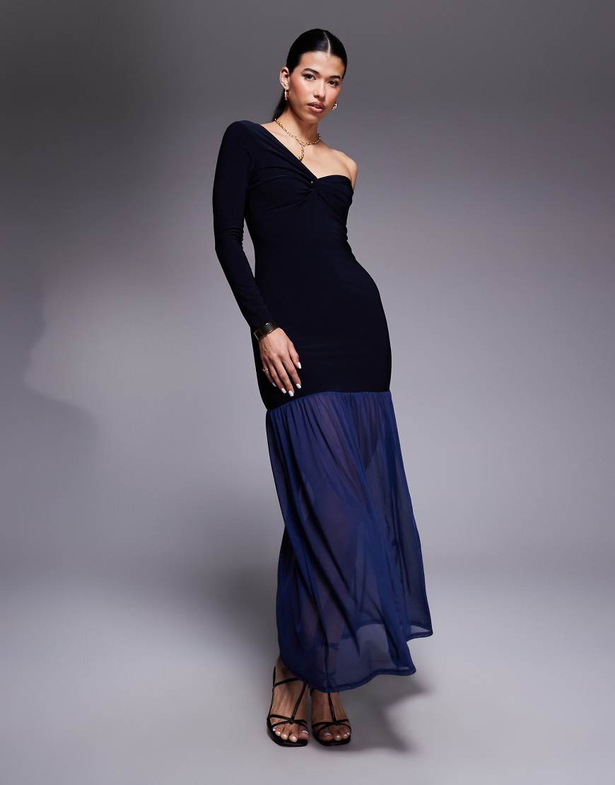 ASOS DESIGN - Schulterfreies Maxikleid in Marineblau mit Knotendetail und transparentem Rock-Brown von ASOS DESIGN