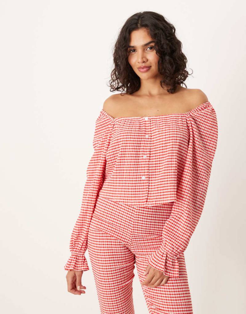 ASOS DESIGN - Schulterfreies Milkmaid-Top mit rotem Vichy-Karomuster, Kombiteil-Bunt von ASOS DESIGN