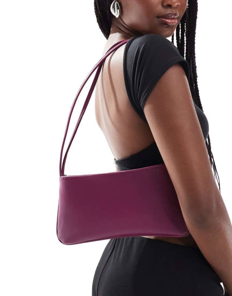 ASOS DESIGN - Schultertasche in Pflaumenrot mit Reißverschluss oben und zwei schmalen Trägern-Lila von ASOS DESIGN
